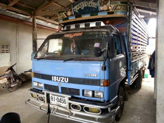 ขายรถ6ล้อ NPR115แรง เฟืองท้ายใหญ่Fหน้า-หลัง สภาพสวยพร้อมใช้งาน เอกสารพร้อมโอน สนใจโทร 090-8588220คุณนะ 093-3258446คุณบิว หรือเข้าดูสินค้าอื่นๆได้ที่ www.truck.in.th/498 หรือเพจFacebook ณรงค์ ซื้อขายรถมือสอง (เว็บไซต์ส่วนตัว) หรือFacebook ตลาดรถมือสอง คุณน