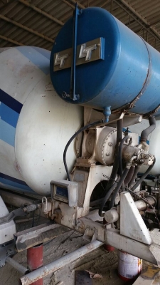 โม่ปูน6คิว...สวยมาก มี4ลูกยกลงจากรถ ด่วนๆ ลูกละ250000.