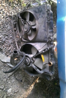 หม้อนํ้าพร้อมพัดลม ถอดจากมิตซู e33 กาแลนท์ ขาย 3,500 บาท 0892095791 บอย