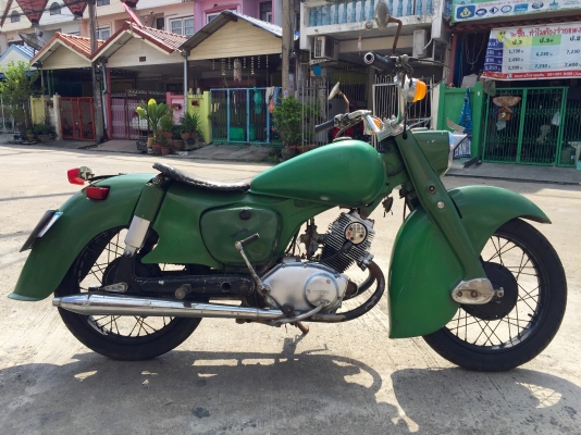 ขายc95 ทะเบียนแท้ เต็ม โอนขนส่ง เครื่องดีมาก แต่งแนวช๊อปเปอร์ ขายถูกๆ ไว้ขี่ปีใหม่ ขาย 39000 ติดต่อ 0889419663