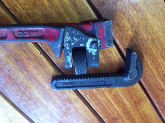 เหลือตัวเดียว!! คอม้อ Japan13 นิ้ว ยี่ห้อSuper 1 ตัว