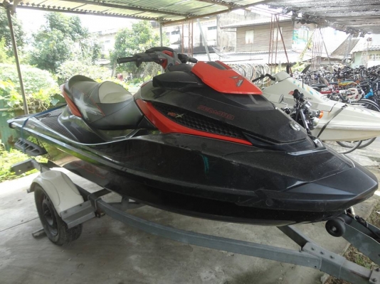 ขาย jet ski ยี่ห้อ seadoo