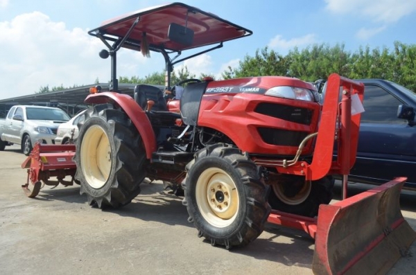 สยามอินเตอร์ เปิดประมูลรถแทรกเตอร์ยี่ห้อ YANMAR รุ่น EF393T  เสาร์ที่ 21 พฤศจิกายนนี้