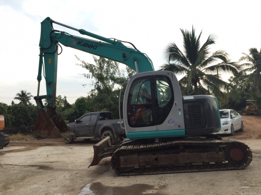 มาแล้วจ้า  รถสวย  สภาพดี  เก่าญี่ปุ่น  KOBELCO  SK 135SR   ราคากันเอง  สนใจโทร 089-7462641  สุวรรณี จ้า