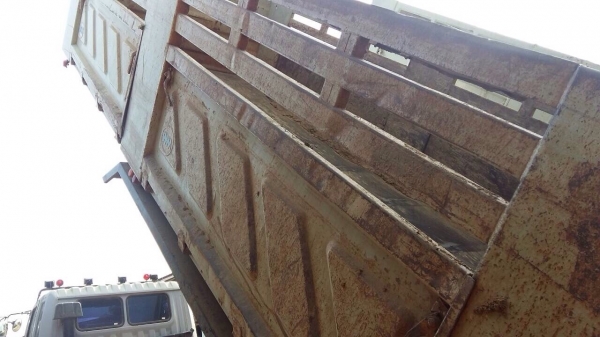 ขายรถบรรทุกสิบล้อ HINO 2K เครื่องเดิม 2 เพลา ดัมพ์สามมิตร รถป้าบแดงมือเดียว ทะเบียนพร้อม ขายรถบรรทุกสิบล้อ HINO 2K เครื่องเดิม 2 เพลา ดัมพ์สามมิตร รถป้าบแดงมือเดียว ทะเบียนพร้อม