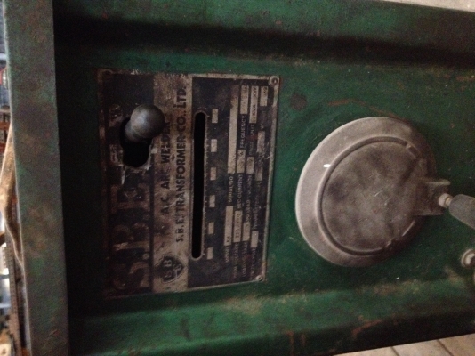 ขายเหมา ตู้เชื่อมมือสอง 5 ตู้ใหญ่ 2 ตู้เล็ก