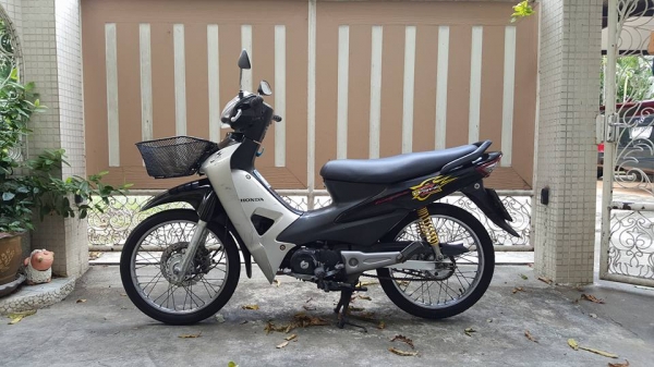 ขออนุญาติขาย Honda Wave 100 U-Box 100 cc. ฟรีค่าโอน ขออนุญาติขาย Honda Wave 100 U-Box 100 cc. ฟรีค่าโอน