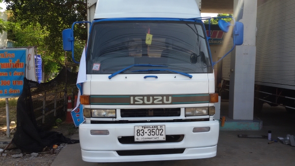 ขายรถ 6 ล้อ อีชุชุ ร็อคกี้. 175. แรง ตู้ปีกนก  เครื่องดี. คัชชีสวย ยาว6.30เมตร สภาพพร้อมใช้งาน