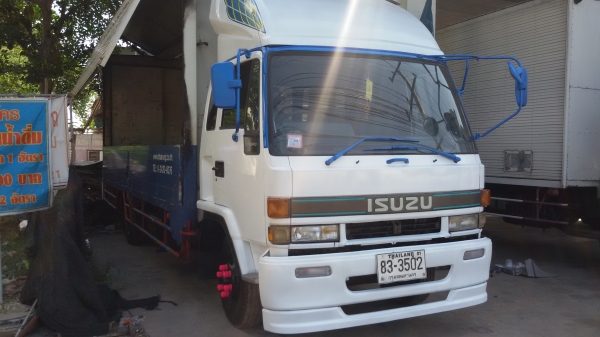 ขายรถ 6 ล้อ อีชุชุ ร็อคกี้. 175. แรง ตู้ปีกนก  เครื่องดี. คัชชีสวย ยาว6.30เมตร สภาพพร้อมใช้งาน