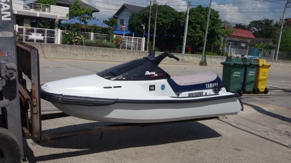 YAMAHA ปลาโอ 650 เรือพร้อมขับ