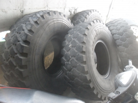 ยาง MICHELIN 14.00-20 เลเดียล สวยๆ ราคา เส้นละ 3000 บาท