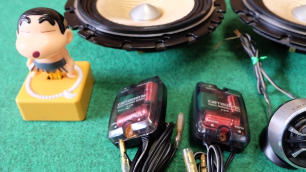 ชุดลำโพง Pioneer Carrozzeria กรวยเคฟล่าห์สีเหลือง ครบชุดหน้า-หลัง-ทวิตเตอร์แบบขาตั้ง-เน็ตเวิคแบบกล่อง 2 ทาง ครบชุดจริงๆ