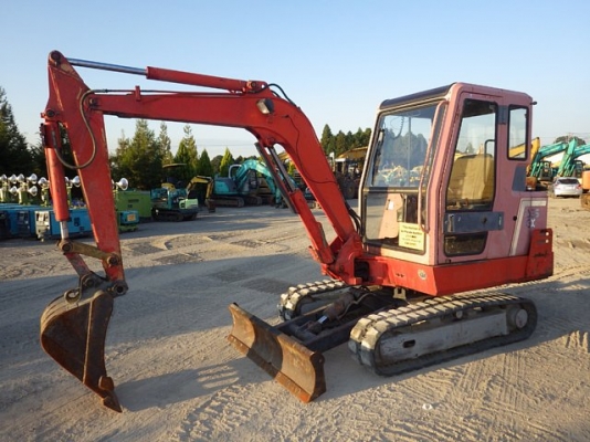 IHI IS35GX-3 เก่าญี่ปุ่น ปั้มนิ้ว มีตู้เก๋ง