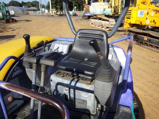 Komatsu PC35MR-1 เก่าญี่ปุ่น ปั้มนิ้ว แทรคเหล็กหุ้มก้อนยาง