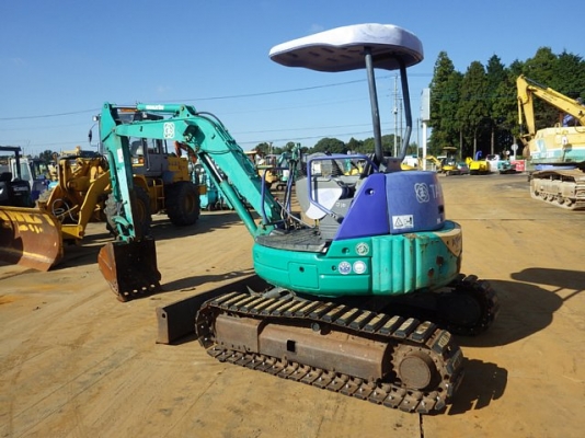 Komatsu PC35MR-1 เก่าญี่ปุ่น ปั้มนิ้ว แทรคเหล็กหุ้มก้อนยาง