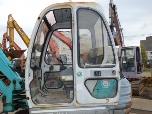 Kobelco SK045-2 เก่าญี่ปุ่น ปั้มนิ้ว ตู้เก๋ง