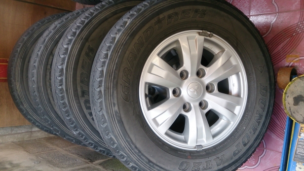 ขายล้อพร้อมยาง Mitsubishi Triton Plus