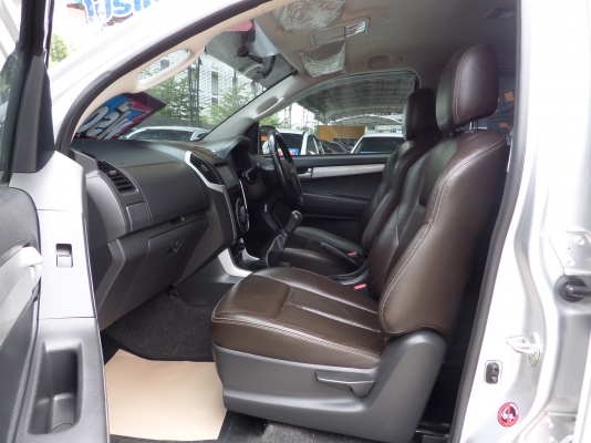 กระบะฟรีดาวน์ ALL NEW D-MAX ปี2012 รุ่นท้อป ขับ4 กระบะฟรีดาวน์ ALL NEW D-MAX ปี2012 รุ่นท้อป ขับ4