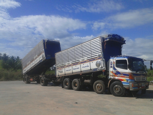 Hino mega 260 โทร 088-4811062