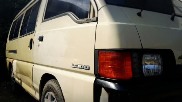 ขาย รถตู้ มิตซูบิชิ L300