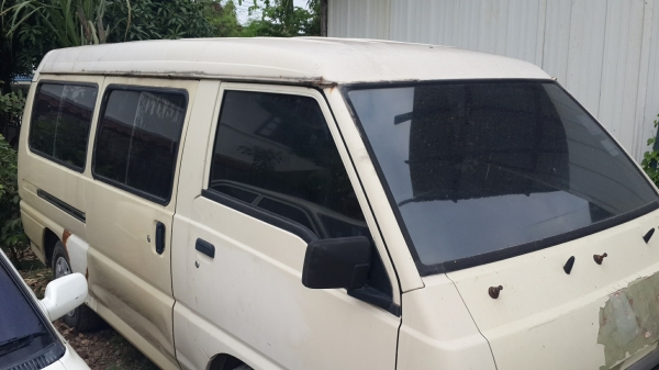 ขาย รถตู้ มิตซูบิชิ L300