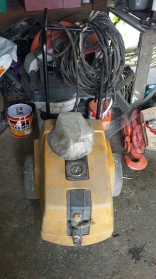 ปั๊มฉีดน้ำแรง