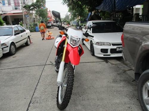 ยังไงก็ขาย CRF 250 ปี 55 วิ้งน้้อย 700โล สตาร์ทมือ สวยๆ ใหม่มาก เอาสารชุดโอน