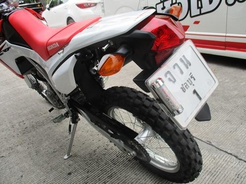 ยังไงก็ขาย CRF 250 ปี 55 วิ้งน้้อย 700โล สตาร์ทมือ สวยๆ ใหม่มาก เอาสารชุดโอน