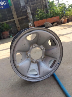 ขายล้ออะไหล่ 1วงขอบ 16 กว้างุ6ครึ่ง 5/139  ใส่คารีเบี้ยน รถจิ๊ป
