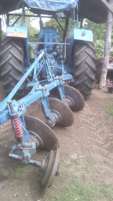 ขายรถไถฟอร์ด6610เสื้อลายท้ายใหญ่พร้อมลุยงาน