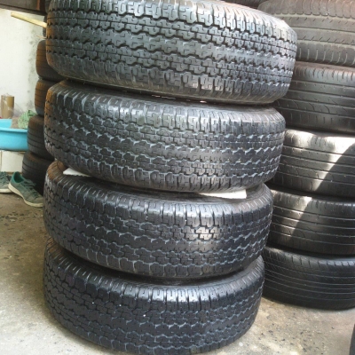 ยาง bridgestone 245 70 16 ปี 15 ชุดล่ะ 12,500