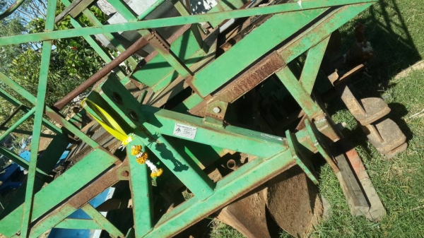 เครื่องปลูกอ้อยKMT เครื่องปลูกอ้อยKMT