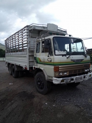 ขาย10ล้อเพลาเดียวเอฟ18 กระบะเลสทั้งลูกสวยๆ คัสซีสวยไม่บวมไม่หัก เครื่องแน่น รถมือเดียวออกห้าง ทะเบียนพร้อมโอน