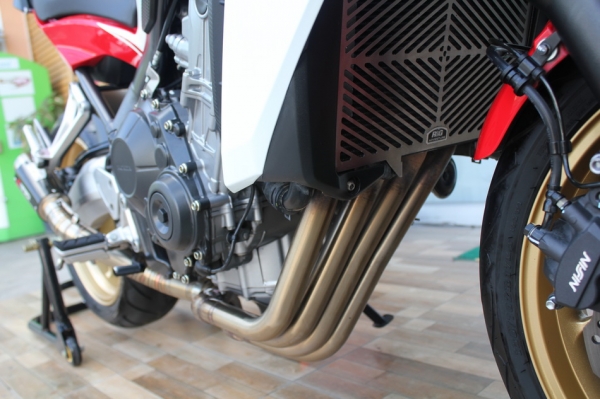 CB650F ปี2014 พร้อมของแต่งทั้งคัน