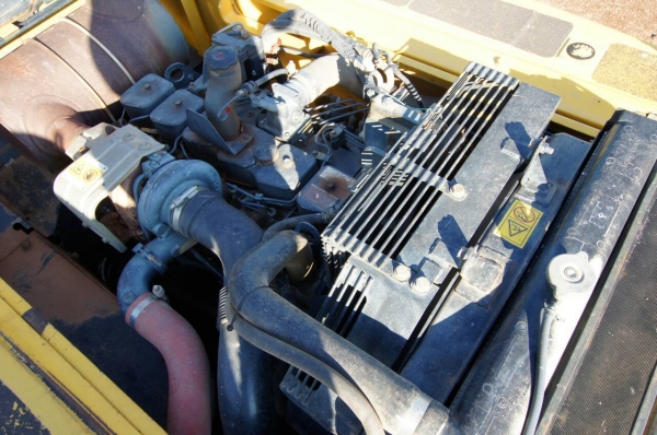 ต้องการขายรถแมคโค KOMATSU  PC200-7  รถเจ้าของขายเอง