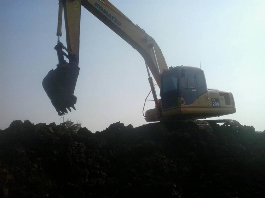 ต้องการขายรถแมคโค KOMATSU  PC200-7  รถเจ้าของขายเอง