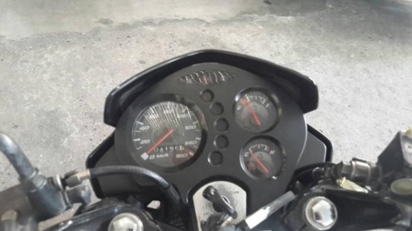 ขาย ปรับราคา 23,000 บาท HONDA SONIC 125 ปี 50 ล้อแม็กสตาร์ทมือ เครื่องดีเดิม สภาพชุดสีใช้ได้  เล่มพร้อมชุดโอน