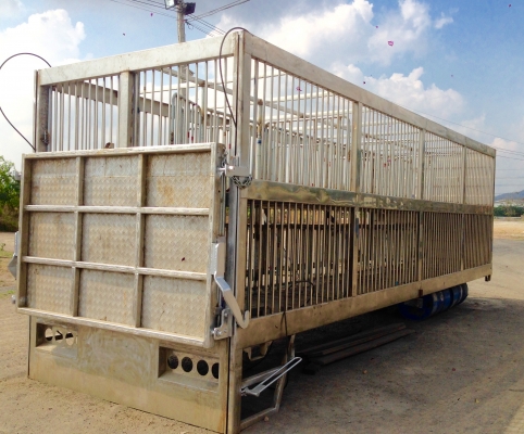 รับต่อรถบรรทุกสุกรแบบมีลิฟต์ขึ้นลง 2-3 ชั้น