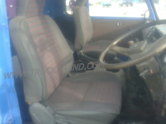 รถบรรทุก 10 ล้อพื้นเรียบท้ายลาด ISUZU รุ่น JCM เครื่อง 6 สูบ