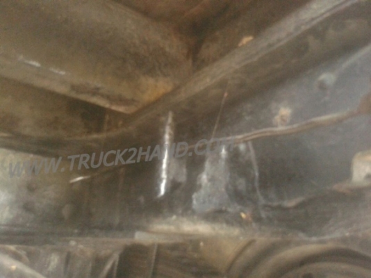 รถบรรทุก 10 ล้อพื้นเรียบท้ายลาด ISUZU รุ่น JCM เครื่อง 6 สูบ