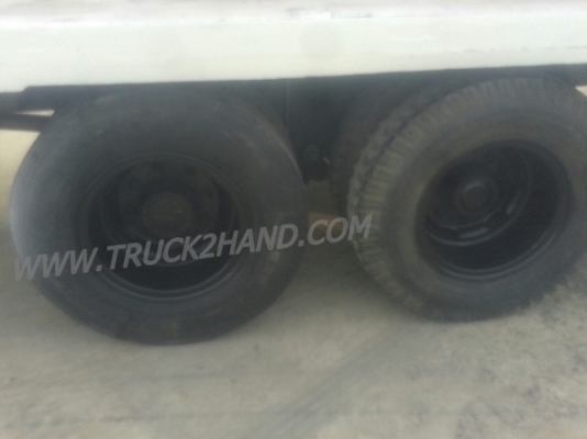 รถบรรทุก 10 ล้อพื้นเรียบท้ายลาด ISUZU รุ่น JCM เครื่อง 6 สูบ