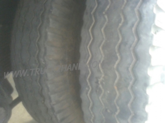 รถบรรทุก 10 ล้อพื้นเรียบท้ายลาด ISUZU รุ่น JCM เครื่อง 6 สูบ