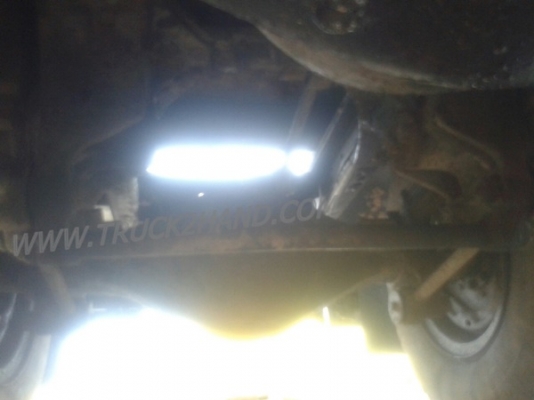 รถบรรทุก 10 ล้อพื้นเรียบท้ายลาด ISUZU รุ่น JCM เครื่อง 6 สูบ