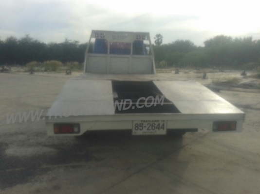 รถบรรทุก 10 ล้อพื้นเรียบท้ายลาด ISUZU รุ่น JCM เครื่อง 6 สูบ
