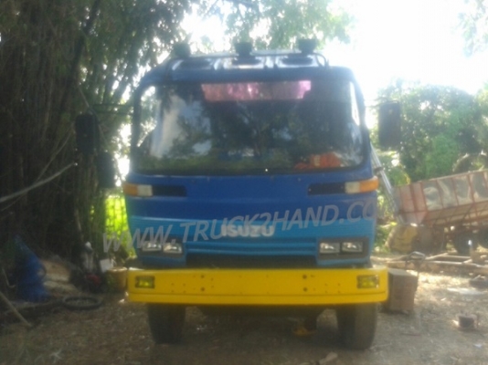 รถบรรทุก 10 ล้อพื้นเรียบท้ายลาด ISUZU รุ่น JCM เครื่อง 6 สูบ