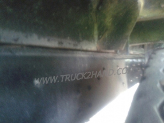 รถบรรทุก 10 ล้อพื้นเรียบท้ายลาด ISUZU รุ่น JCM เครื่อง 6 สูบ