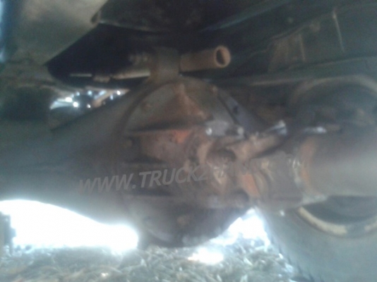 รถบรรทุก 10 ล้อพื้นเรียบท้ายลาด ISUZU รุ่น JCM เครื่อง 6 สูบ