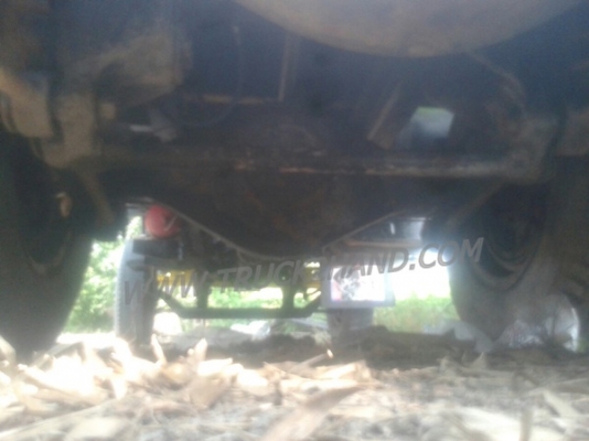 รถบรรทุก 10 ล้อพื้นเรียบท้ายลาด ISUZU รุ่น JCM เครื่อง 6 สูบ