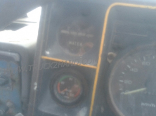 รถบรรทุก 10 ล้อพื้นเรียบท้ายลาด ISUZU รุ่น JCM เครื่อง 6 สูบ