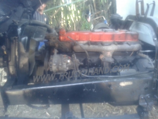 รถบรรทุก 10 ล้อพื้นเรียบท้ายลาด ISUZU รุ่น JCM เครื่อง 6 สูบ